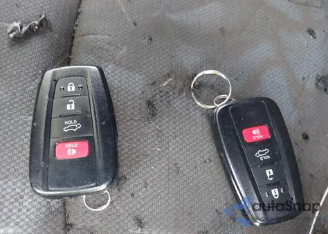 2021 Toyota Rav4 Xle из США, поврежденный, VIN 2T3P1RFV0MW163963